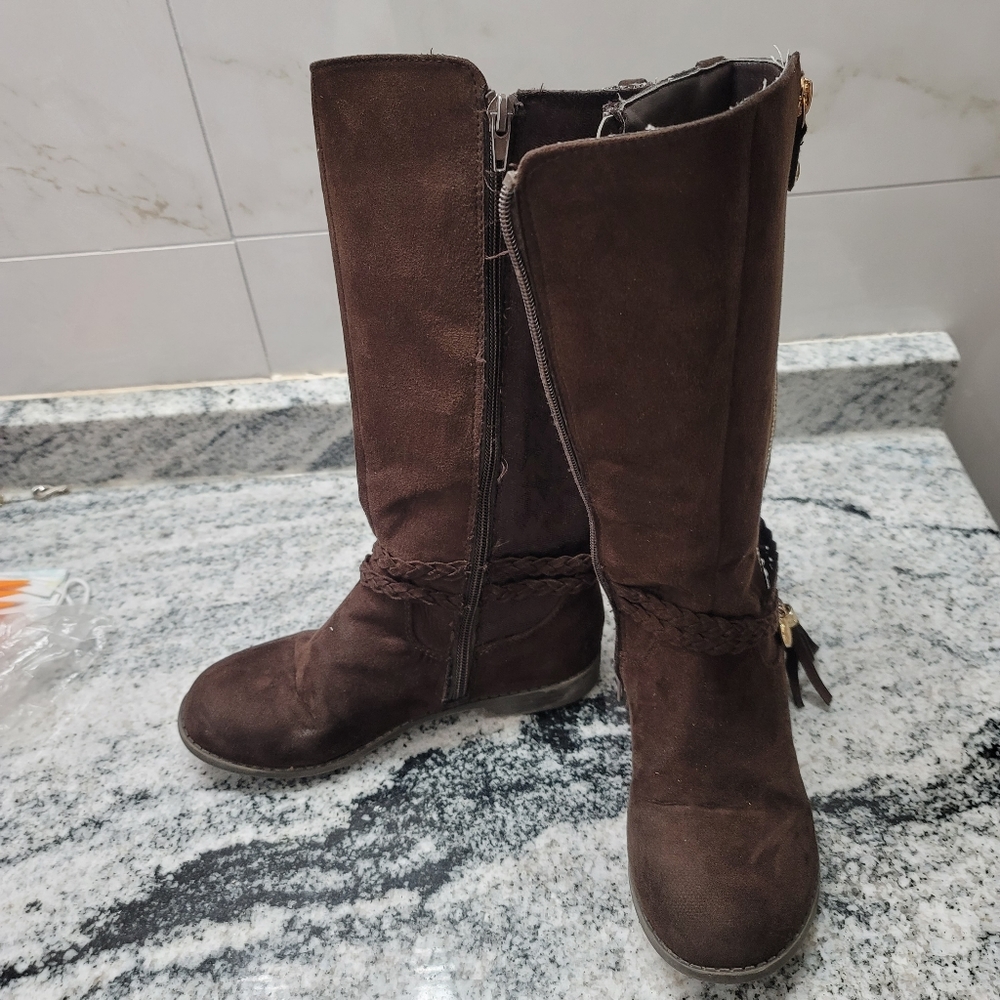 Micheal Kors Finley 3 Chocolate Brown Boots - Picture 4 of 14